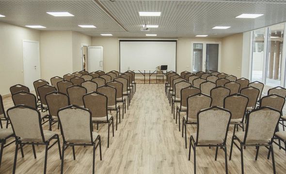 Конференц-зал в Выборгском р-не (до 100 человек) КВД-7