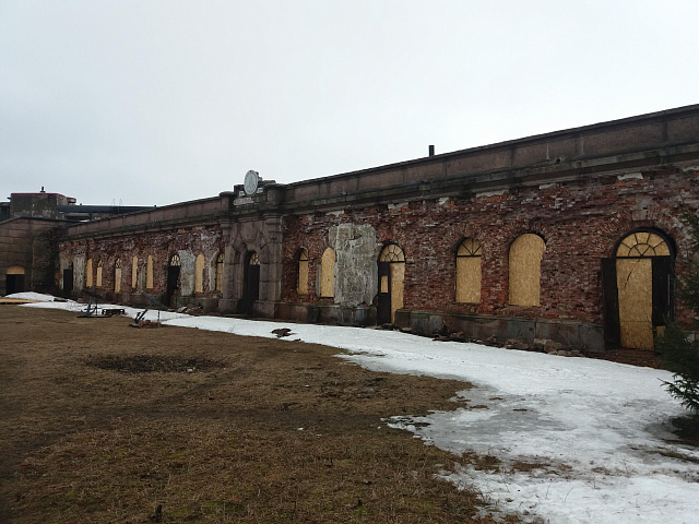 «История фортификации. Неприступные форты Кронштадтской крепости».  «ГРАФ МИЛЮТИН»